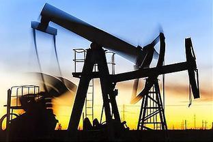 黑烟冲天！加拿大炼油厂发生剧烈爆炸，敲响能源产业安全警钟